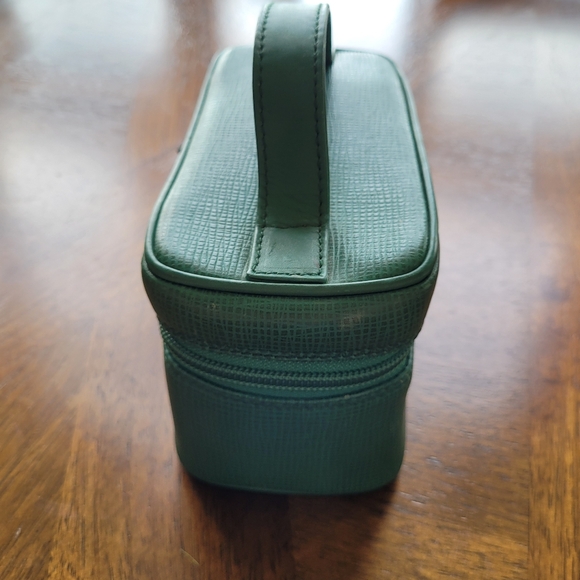 Hunting World Vanity Travel Bag Emerald Green Mirror - Picture 9 of 9